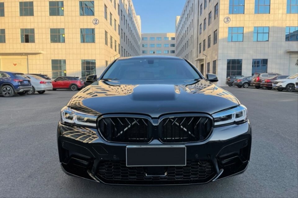 5 SERISI 2010-2017 F10 IÇIN UYUMLU  2021+ G30 M5 CS FACELIFT FULL BODY KIT