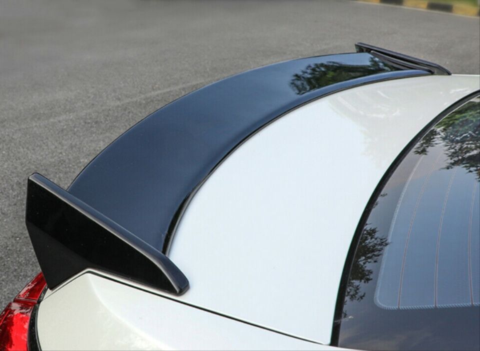 COROLLA 2014-2018 IÇIN UYUMLU SPOILER-TRD GENIS KENAR (PIANO BLACK)