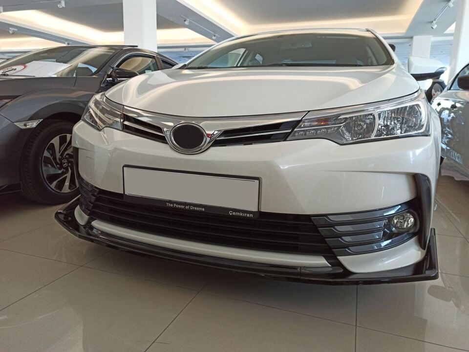 COROLLA 2016-2018 IÇIN UYUMLU ÖN LIP