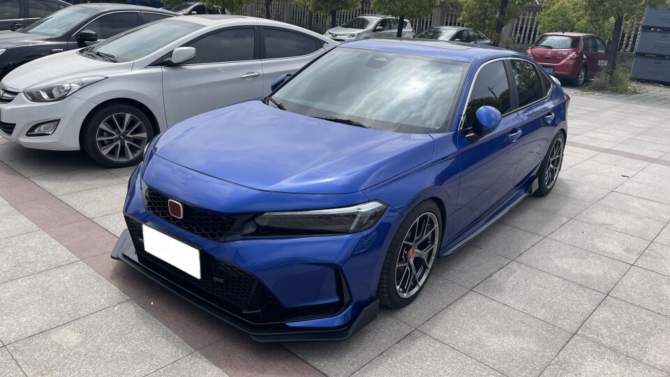 CIVIC 2022+ İÇİN TYPE-R BODY KIT