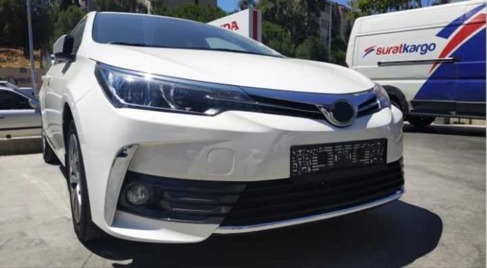 COROLLA 2019-2018 IÇIN UYUMLU ÖN TAMPON ALT ÇITA NIKELAJ