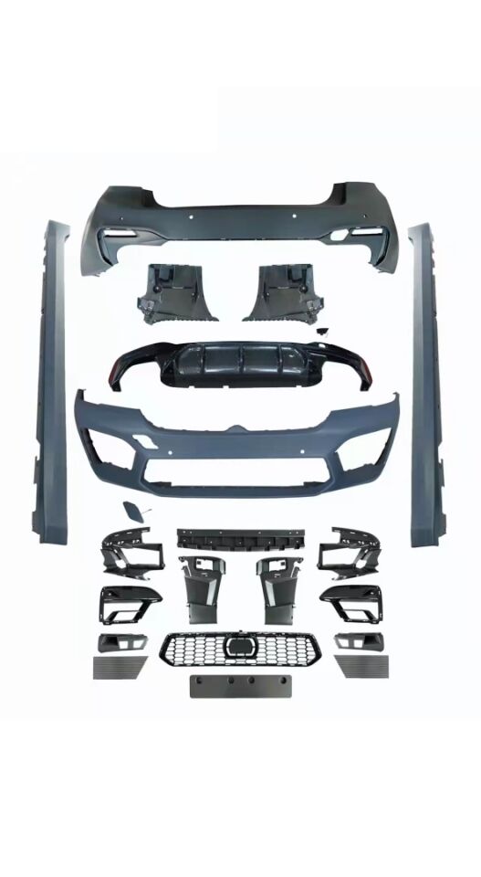 5 SERISI G30 2021+ IÇIN UYUMLU LCI M5  BODY KIT