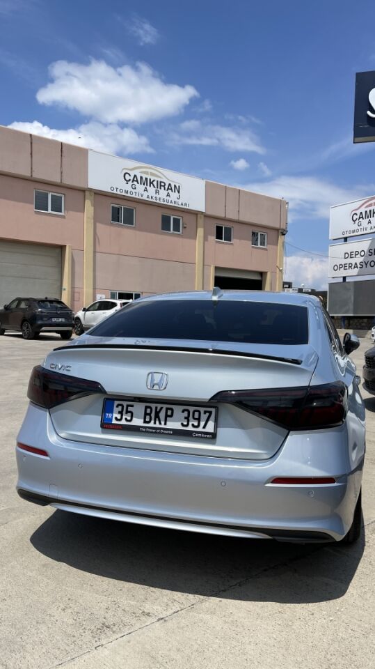 CIVIC 2022+ FE1 HYBRID SPOILER (PARLAK SİYAH)
