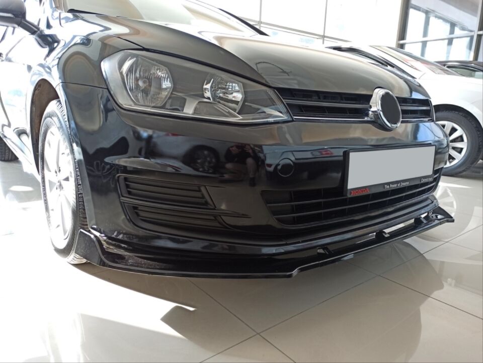 GOLF 7 IÇIN UYUMLU ÖN LIP (BOYASIZ)