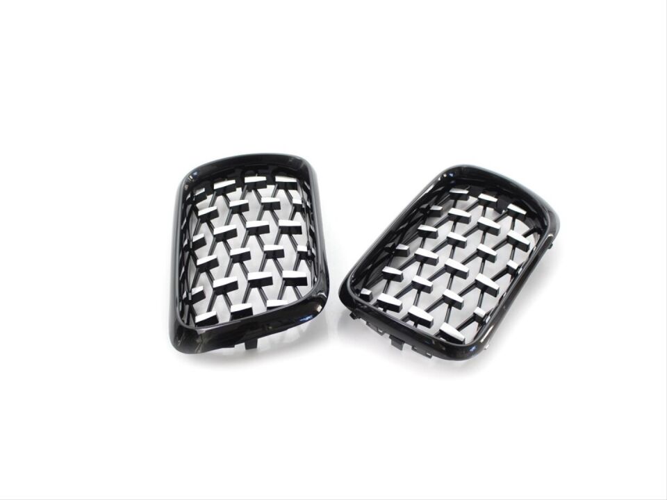 3 SERISI E36 1997-1999 IÇIN UYUMLU DIAMOND PANJUR (BÖBREK) PIANO BLACK   ÇERÇEVE