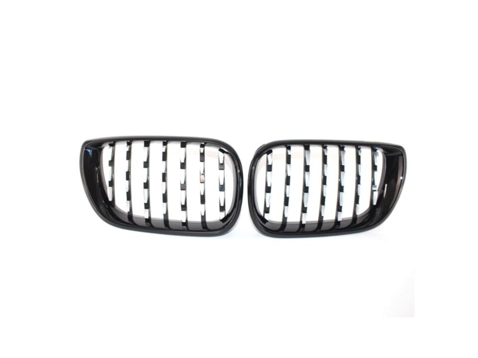 3 SERISI 2002-2004 E46 IÇIN UYUMLU DIAMOND PANJUR (BÖBREK)  PIANO BLACK   ÇERÇEVE