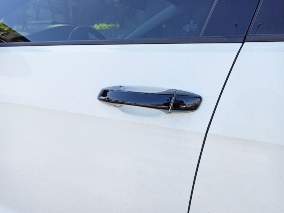 GOLF 7  IÇIN UYUMLU KAPI DIS KOL KAPLAMA PIANO BLACK