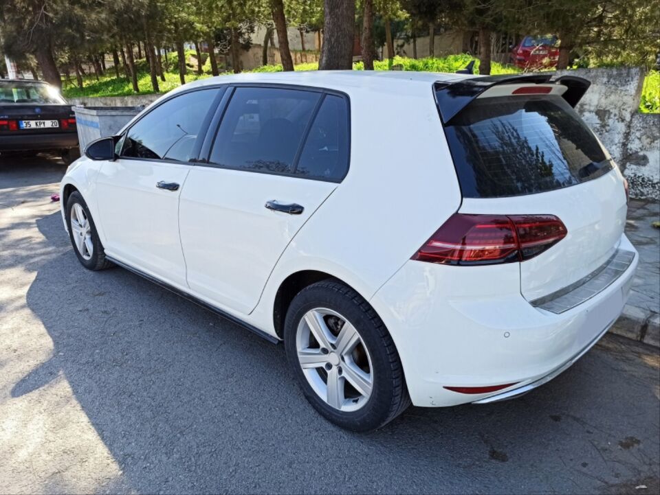 GOLF 7  IÇIN UYUMLU KAPI DIS KOL KAPLAMA PIANO BLACK