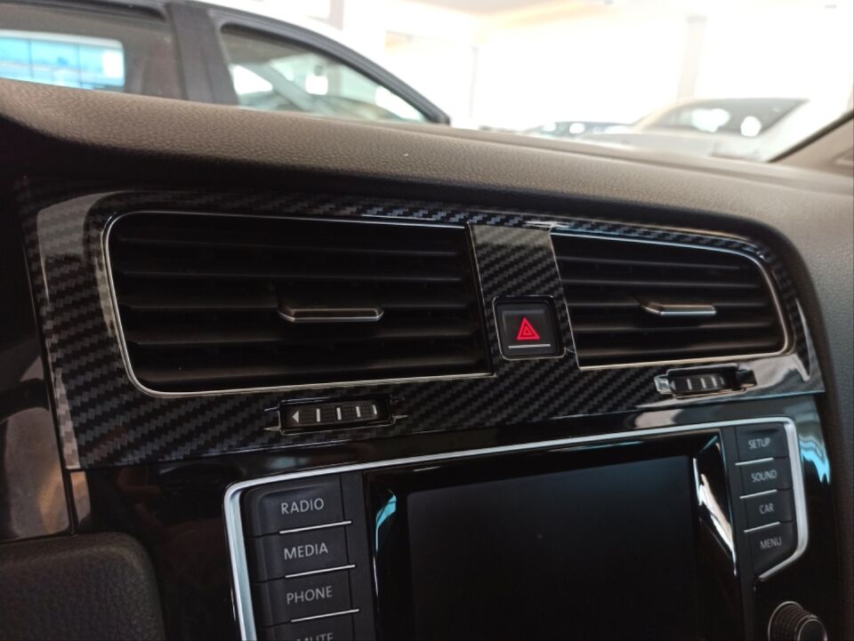 GOLF 7 IÇIN UYUMLU IC KAPLAMA SET - CARBON