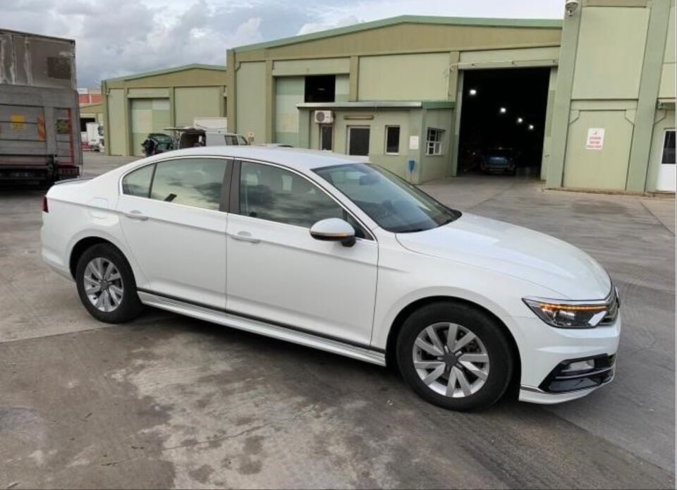 PASSAT 2015+ IÇIN UYUMLU  B8 R-LINE YAN MARSPIYEL