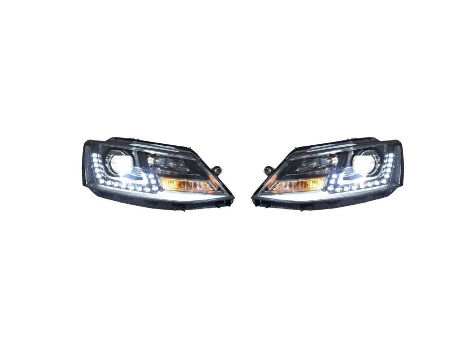 JETTA 2011-2018 IÇIN UYUMLU HIGHLINE LED FAR (Halojen Far İçin)