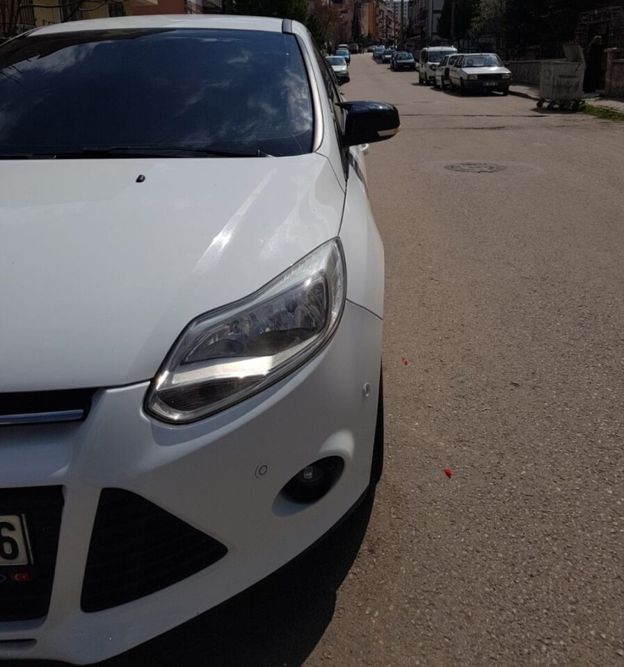 FOCUS IÇIN UYUMLU 11-14 / 15-18 YARASA AYNA KAPAGI