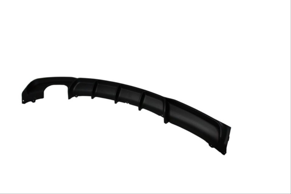 3 SERISI F30 2012-2018 IÇIN UYUMLU M DIFUZOR SOL TEK ÇIKIS KALIN - PIANO BLACK