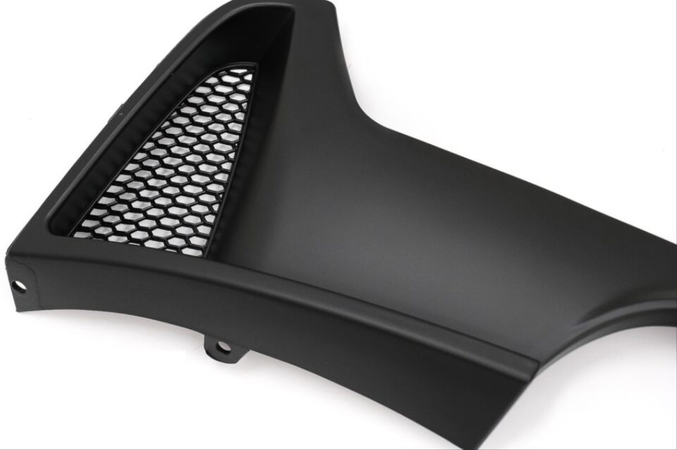4 SERISI F32-F36 2014-2020 UYUMLU M DIFUZOR CIFT CIKIS INCE PIANO BLACK