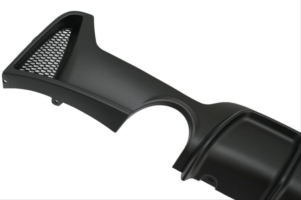 4 SERISI F32-F36 2014-2020 UYUMLU M DIFUZOR CIFT CIKIS INCE PIANO BLACK