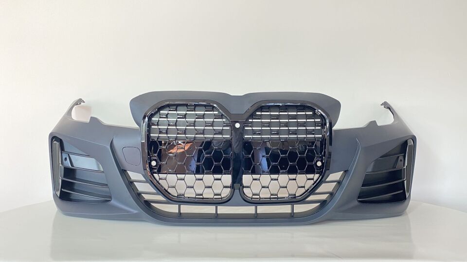 3 SERISI G20 IÇIN UYUMLU G22 DÖNÜSÜM BODY KIT (PIANO BLACK ÇERÇEVELI)