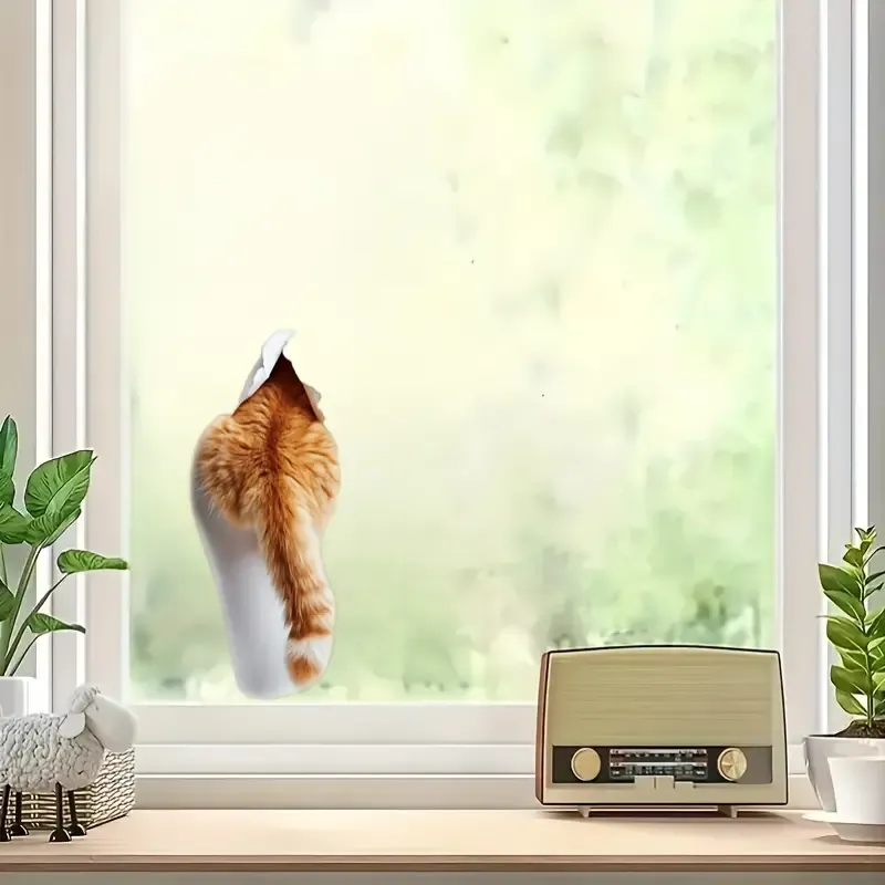 Duvarı Delen Eğlenceli Kedi Sticker