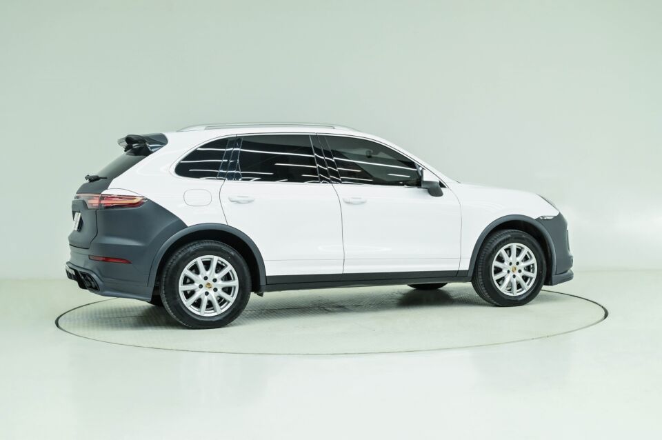 CAYENNE 2011-2014 IÇIN UYUMLU IÇIN 2019+ BAGAJ FACELIFT