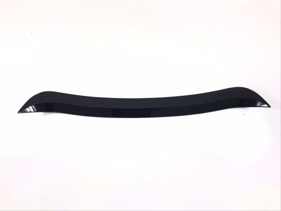 W117 CLA IÇIN UYUMLU CLA (2013-2019) CAM ÜSTÜ SPOILER  - PIANO BLACK (PARLAK  SIYAH)