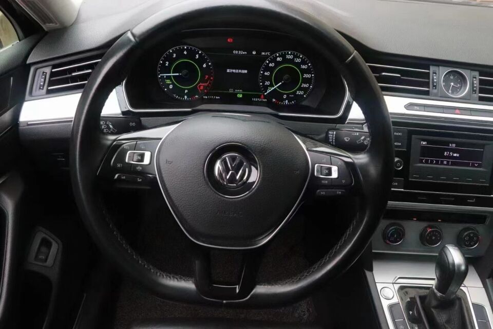 PASSAT B8 İÇİN UYUMLU HAYALET EKRAN