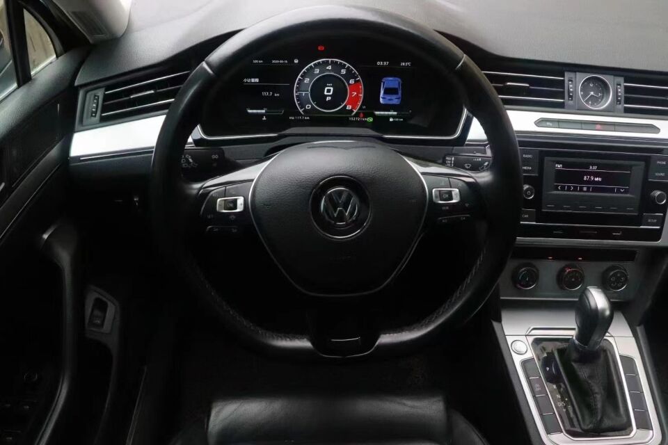 PASSAT B8 İÇİN UYUMLU HAYALET EKRAN
