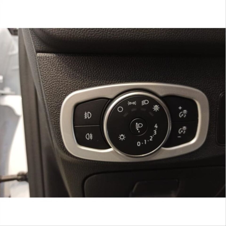 FOCUS IÇIN UYUMLU 2019+ KONTROL PANEL KAPLAMA SILVER (ABS)