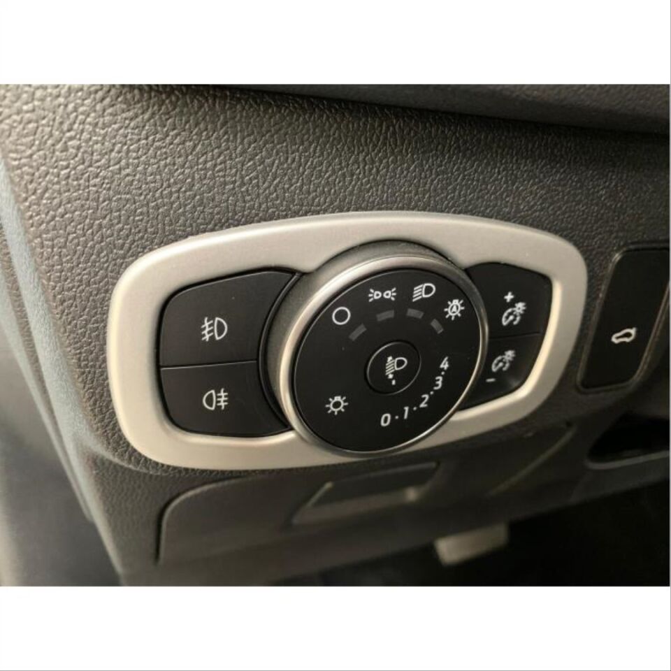FOCUS IÇIN UYUMLU 2019+ KONTROL PANEL KAPLAMA SILVER (ABS)