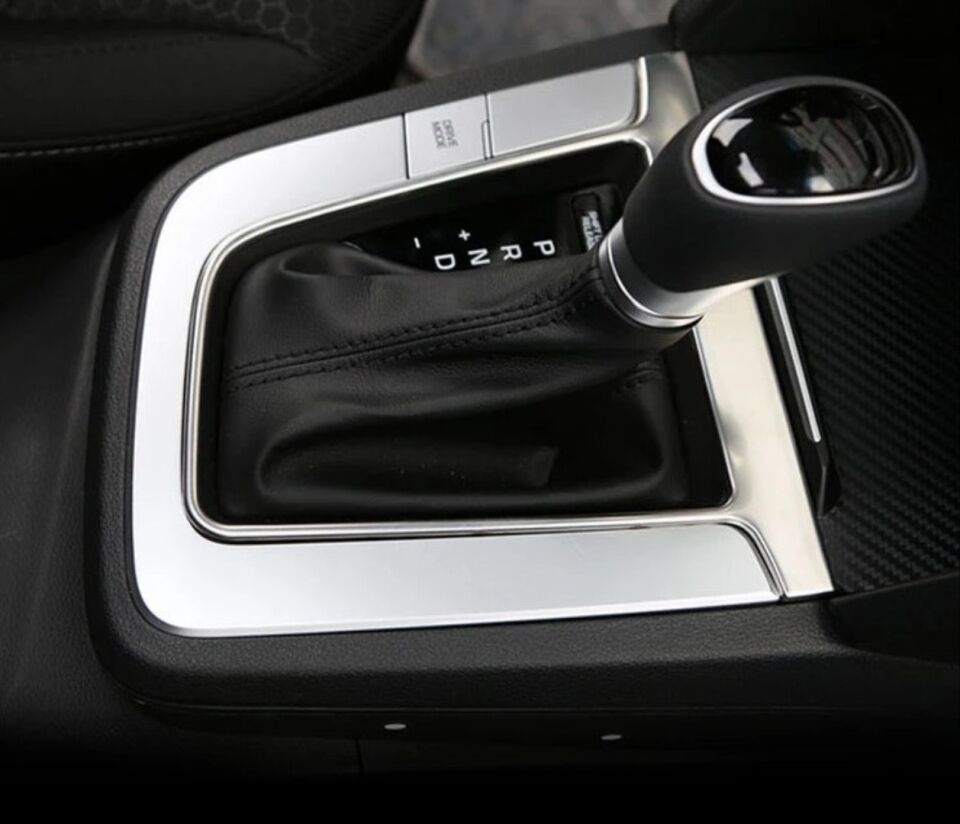 ELANTRA 2016-2019 IÇIN UYUMLU VITES ÇERÇEVE (TITANYUM SILVER)