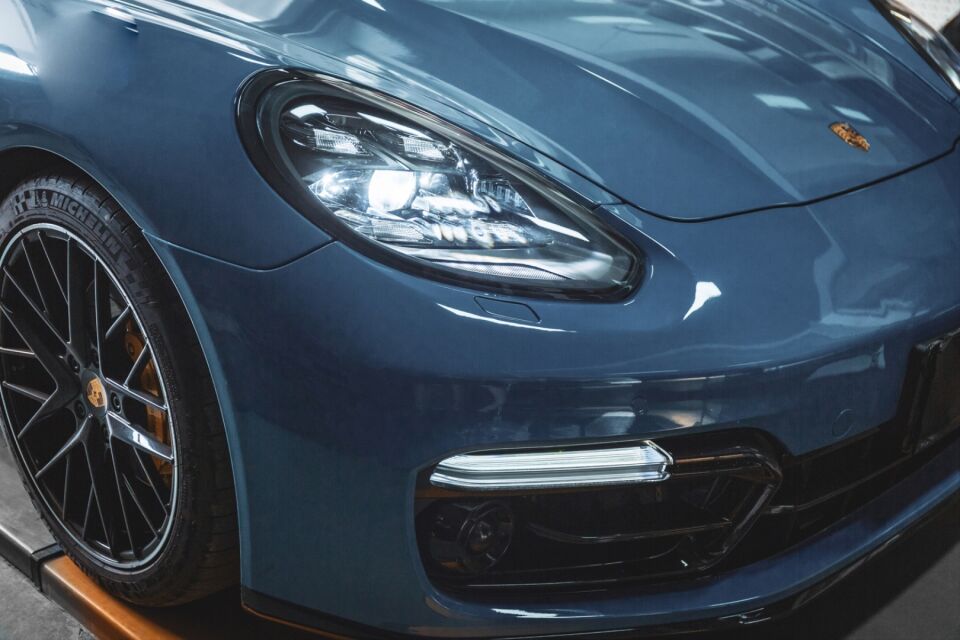 PANAMERA 2011-2013 IÇIN FULL FACELIFT 2018 GTS  BODY KIT (Farlar Dahil)