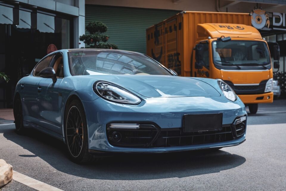 PANAMERA 2014-2016 IÇIN FULL FACELIFT 2018 GTS  BODY KIT (Farlar Dahil)