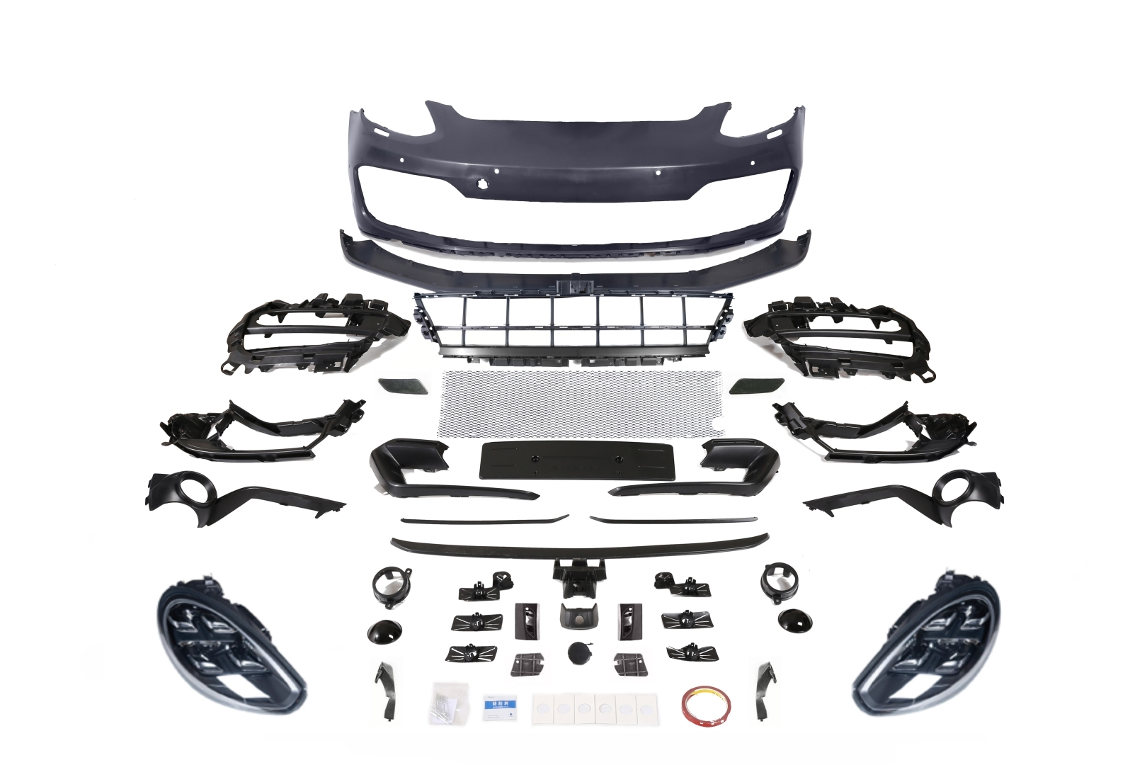 PANAMERA 2014-2016 IÇIN FULL FACELIFT 2018 GTS  BODY KIT (Farlar Dahil)