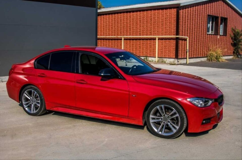 3 SERISI F30 2012-2018 IÇIN UYUMLU   MARSPIYEL LİPİ PIANO BLACK