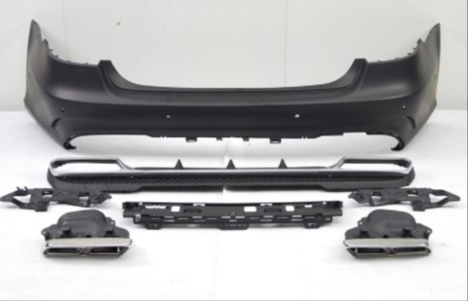 W212 IÇIN UYUMLU E63 BODY KIT KAPUTLU VERSIYON (2013-2015)