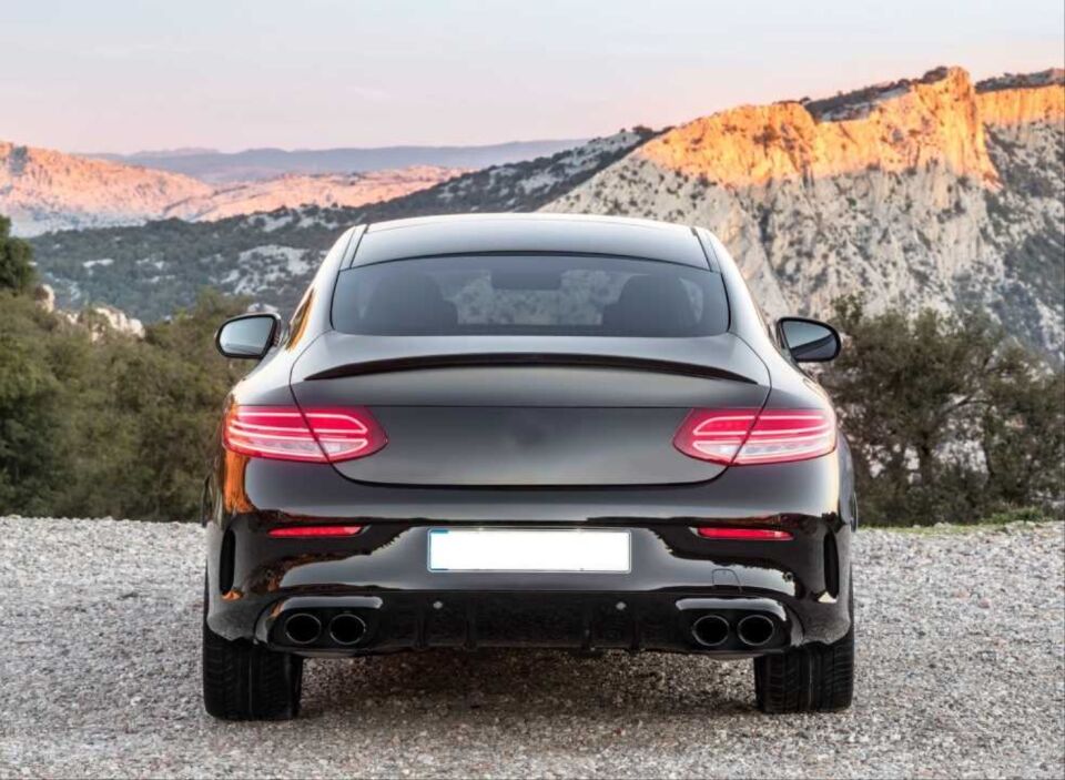 W205 COUPE IÇIN C43 DIFUZOR & EGZOZ SETI  (SIYAH EGZOZ ILE)
