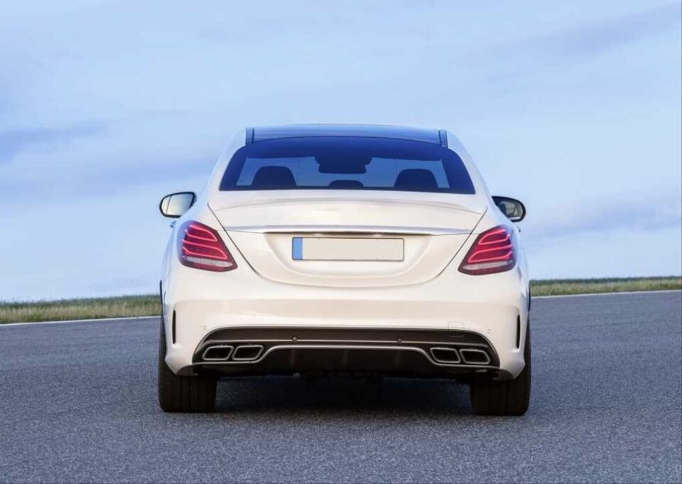W205 C COUPE IÇIN DIFUZOR & EGZOZ SETI PIANO BLACK (AMG COUPE) (SIYAH EGZOZ ILE)