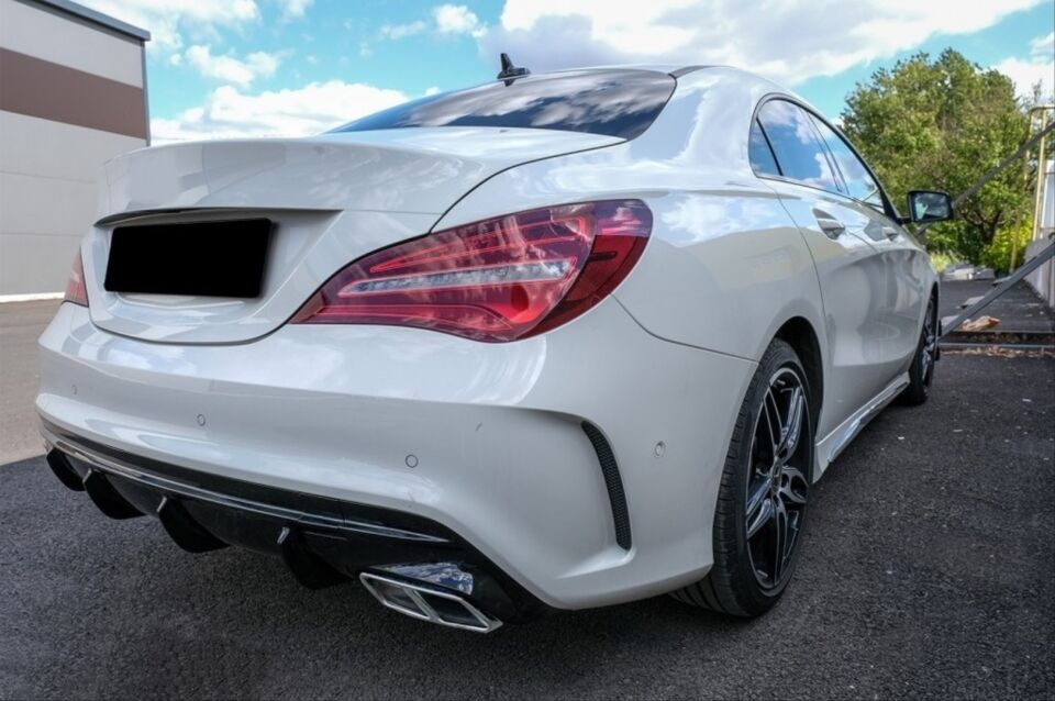 W117 CLA IÇIN UYUMLU CLA 45 GORUNUM  DIFUZOR & EGZOZ SETI 16-19 SILVER EGZOZ ILE