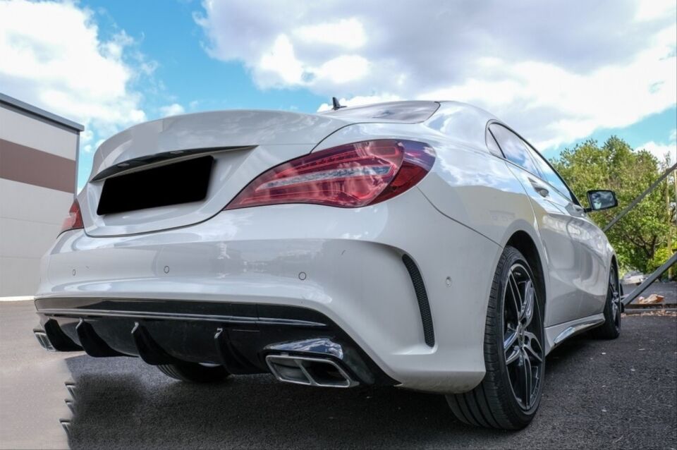 W117 CLA IÇIN UYUMLU CLA 45 GORUNUM  DIFUZOR & EGZOZ SETI 16-19 SILVER EGZOZ ILE