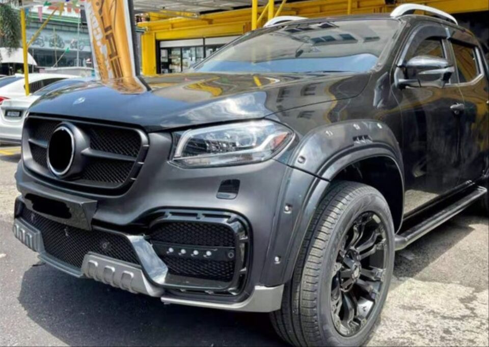 X-CLASS IÇIN UYUMLU BODY KIT (TAMPON&PANJUR&DODIKLER)
