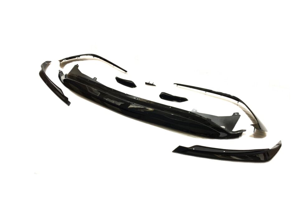 W176 2016-2018 A SERISI AMG DONANIM IÇIN UYUMLU A45 ON AERO KIT