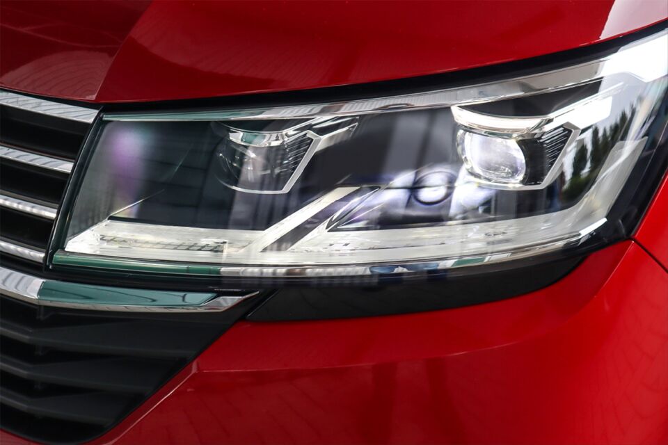 TRANSPORTER & CARAVELLE T6 (16-19) İÇİN 2019+ T6.1 GÖRÜNÜM  FULL LED FAR (Halojen farlı model için)
