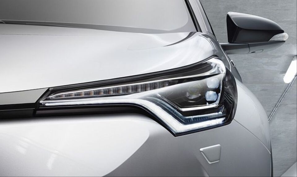 C-HR 2018+ UYUMLU ANIMASYONLU LED FAR