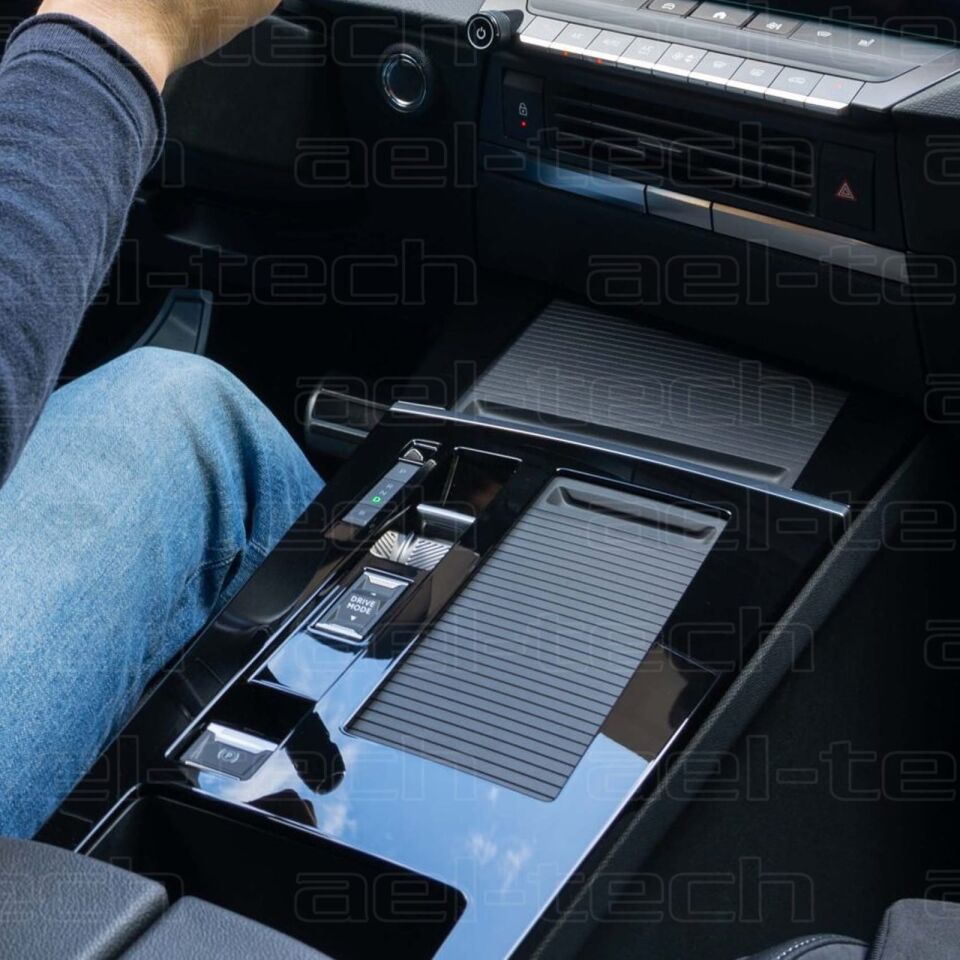 Opel Astra Uyumlu Vites Etrafı Piano Black Konsol Tpu Koruyucu 3lü Set