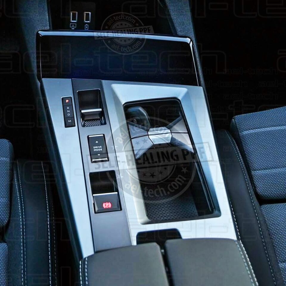 Opel Grandland 2025 Piano Black Vites Etrafı Uyumlu TPU 3 lü