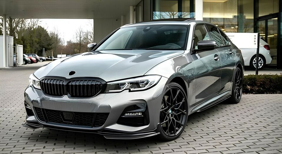 3 SERISI G20 2019-2021 IÇIN UYUMLU   ÖN LIP M SPORT PIANO BLACK