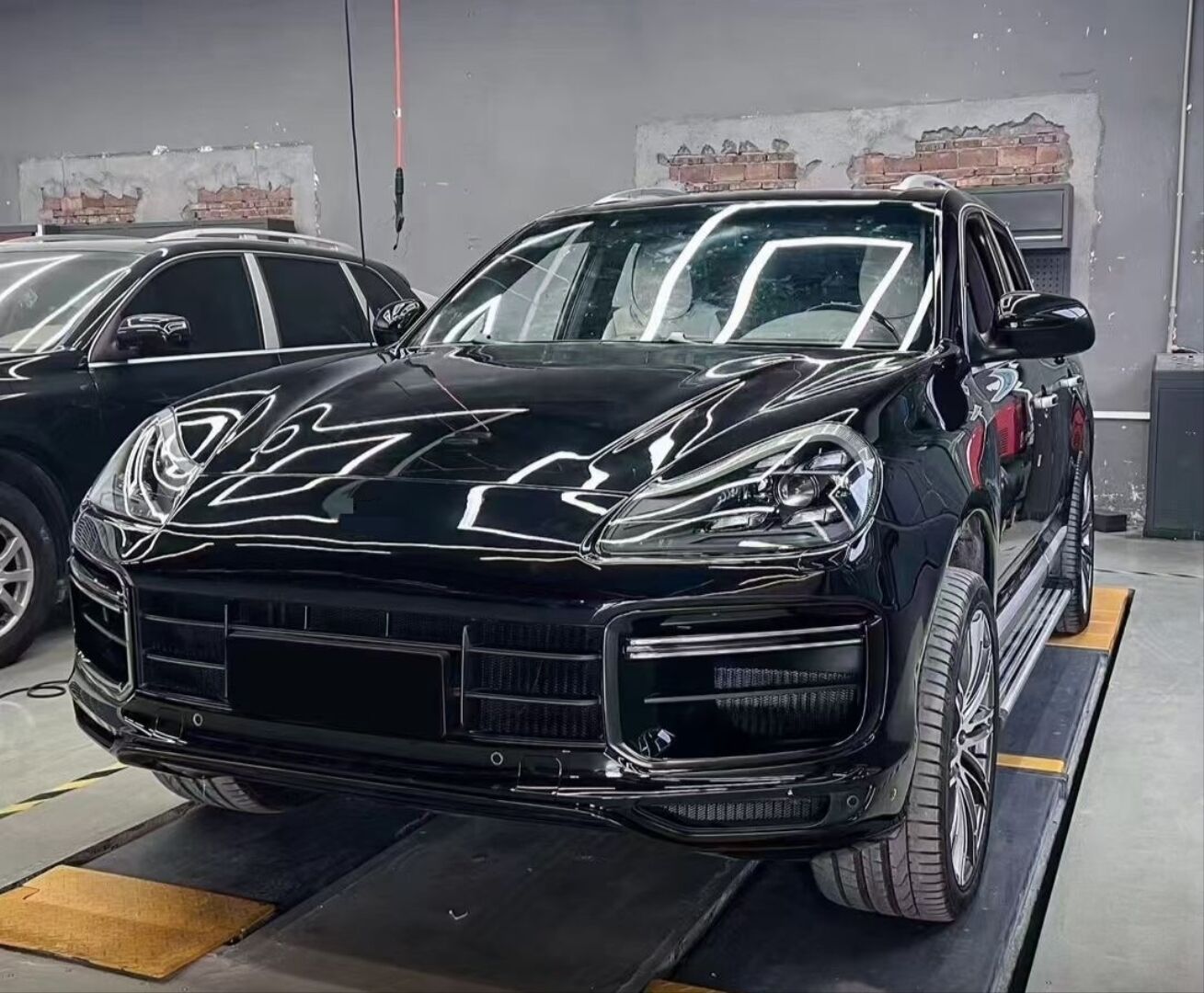 CAYENNE 07-10  İÇİN FULL LED FAR