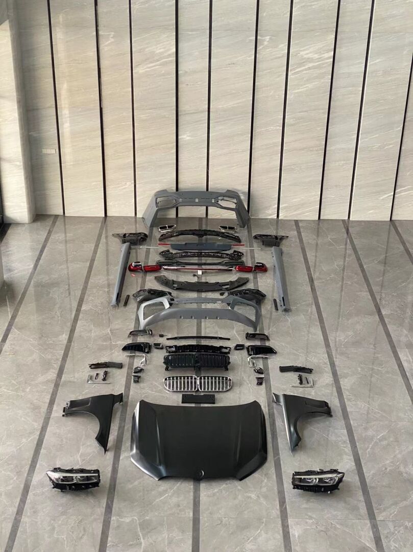 7 SERISI G11 İÇİN G12 FACELIFT BODY KIT  (FAR STOP  ÇAMURLUK KAPUT DAHIL)