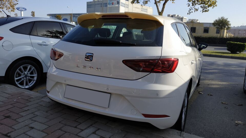 LEON 2013-2018  IÇIN UYUMLU AERO TAVAN SPOILER