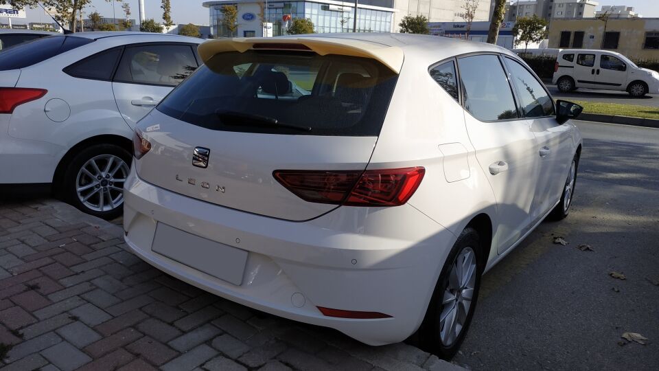 LEON 2013-2018  IÇIN UYUMLU AERO TAVAN SPOILER