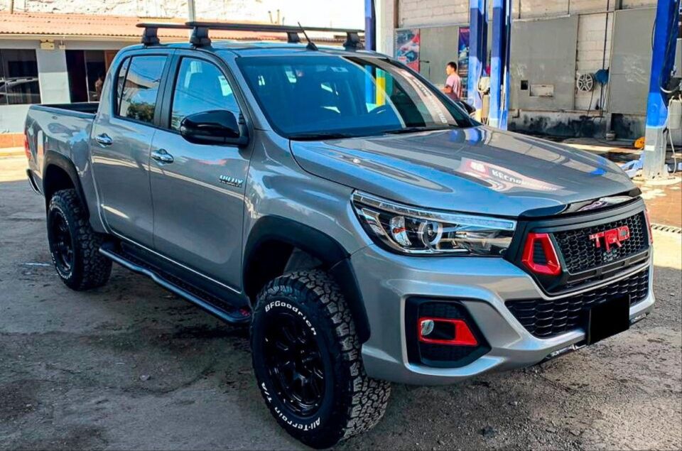 HILUX REVO 2016+ IÇIN UYUMLU  ROCCO TRD BODY KIT (PANJUR-TAMPON-DODIK SETI)