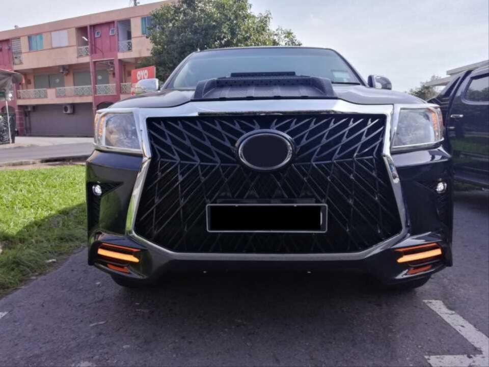 HILUX VIGO (2012-2015) IÇIN UYUMLU LEXUS ÖN TAMPON+PANJUR